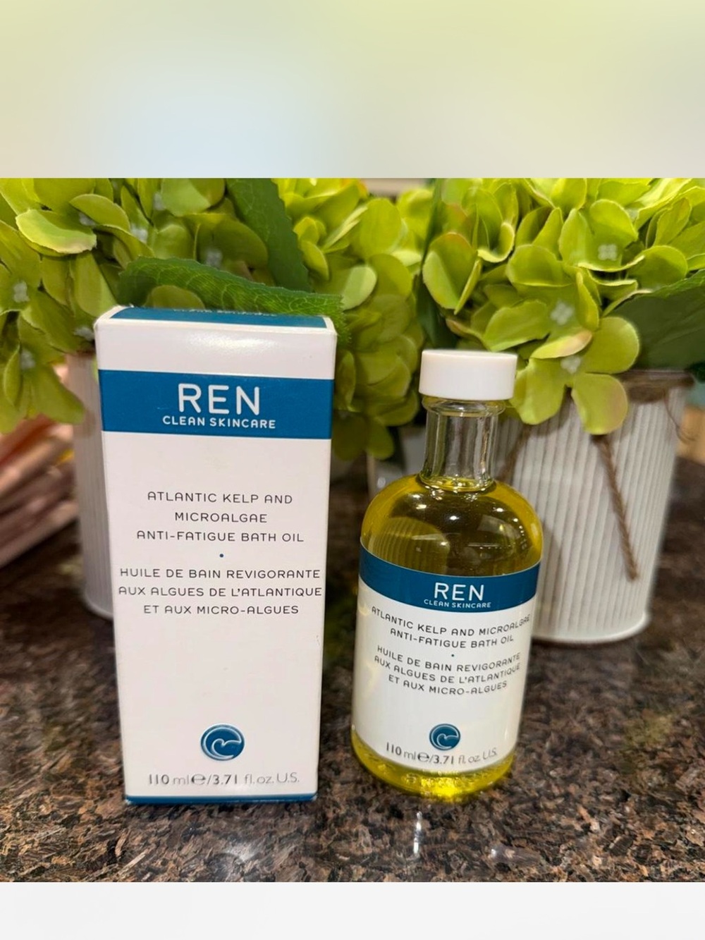 REN Atlantic Kelp & Microalgae Anti-Fatigue Bath Oil - Yellow